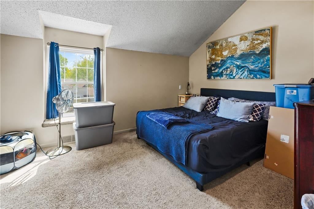 5913 Ridgeway Avenue — photo 12