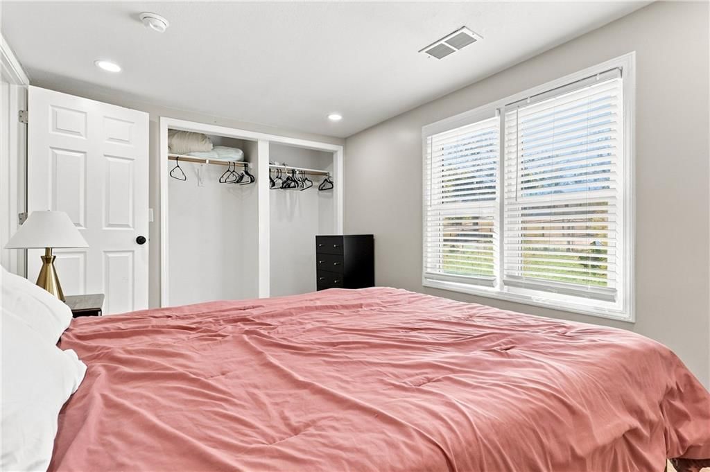 8804 E 47th Street — photo 20