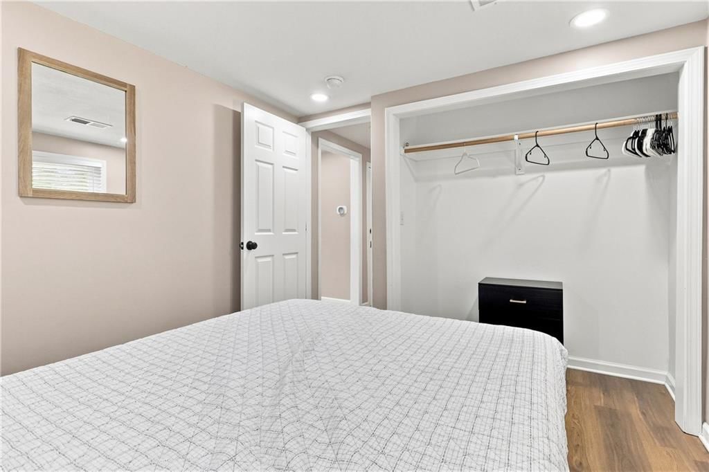 8804 E 47th Street — photo 24