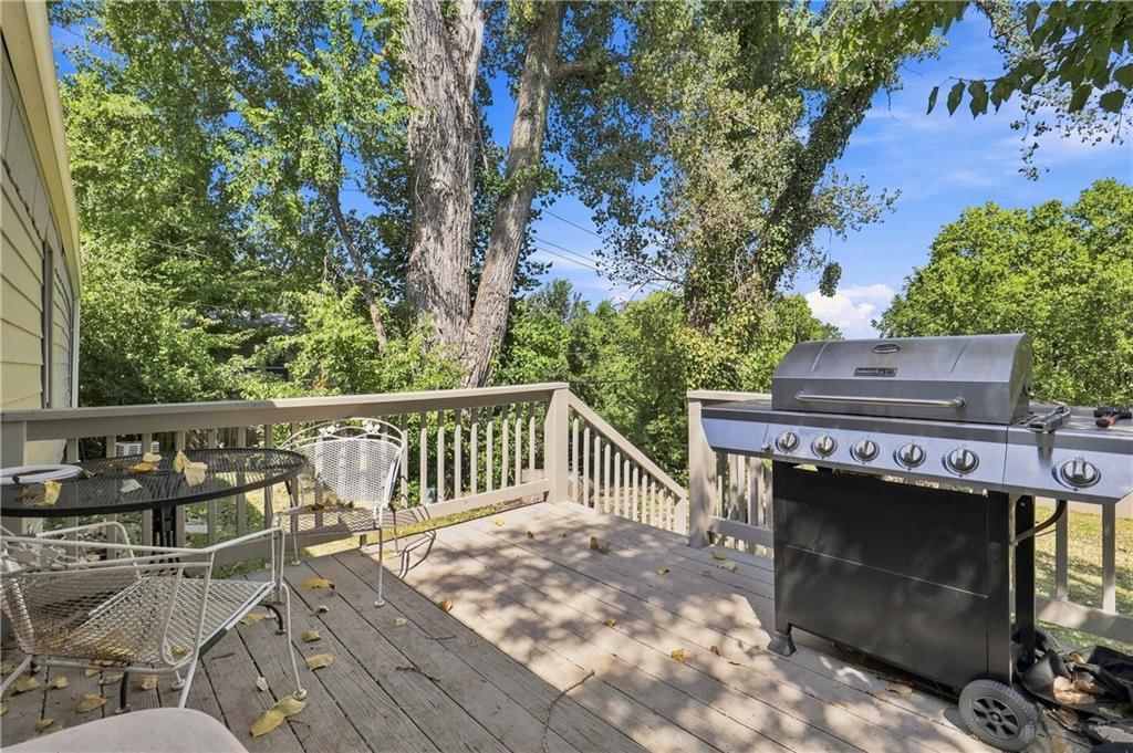 8804 E 47th Street — photo 27