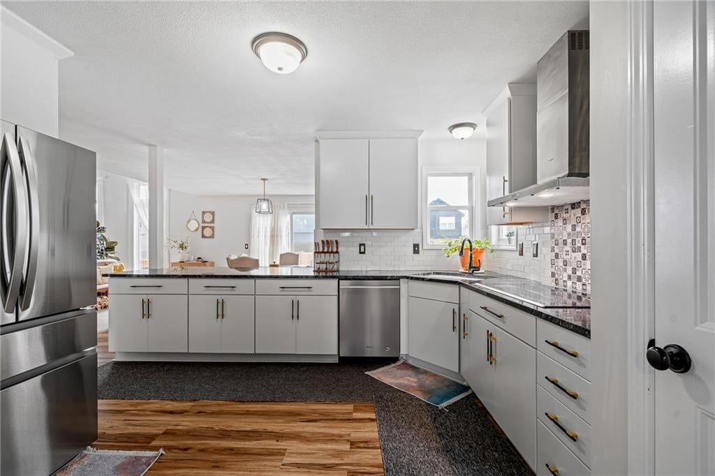 11404 N Bristol Avenue — photo 11