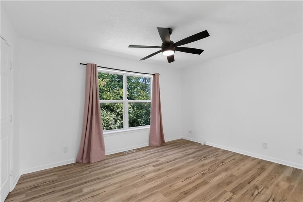 1133 N 50th Place — photo 11