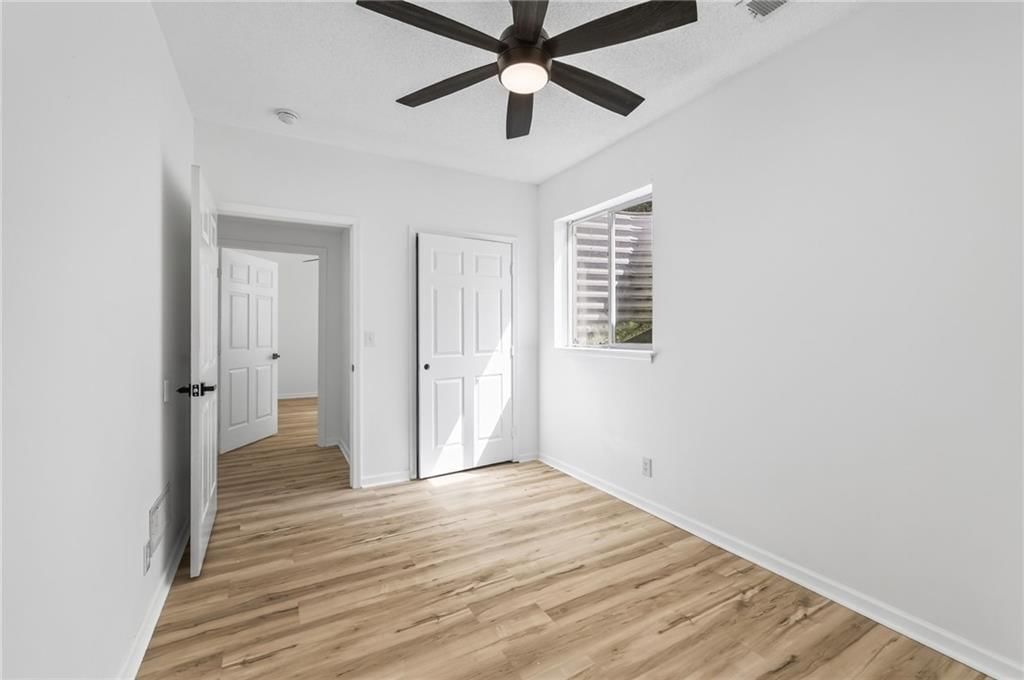 1133 N 50th Place — photo 16