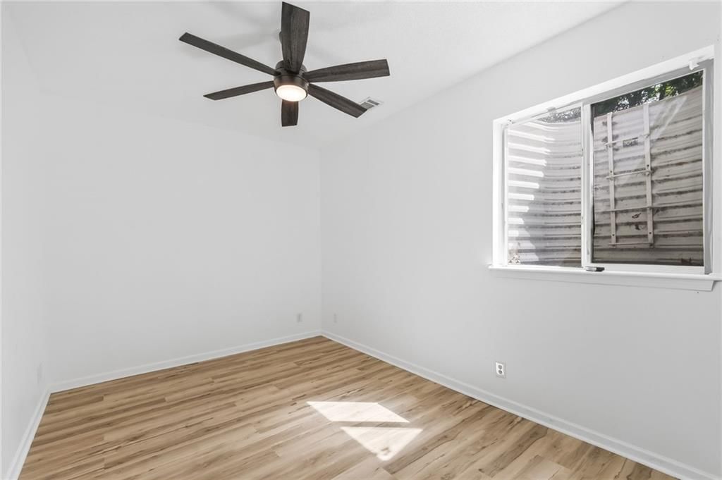 1133 N 50th Place — photo 17