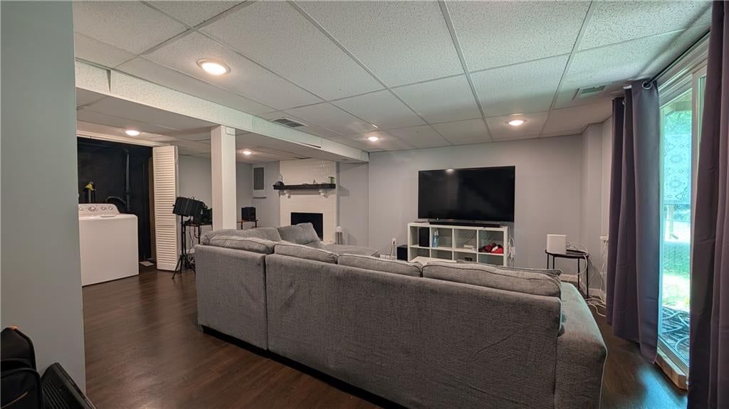 6116 N Broadway Street — photo 11