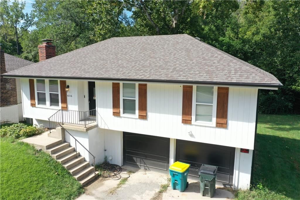 6116 N Broadway Street — photo 16
