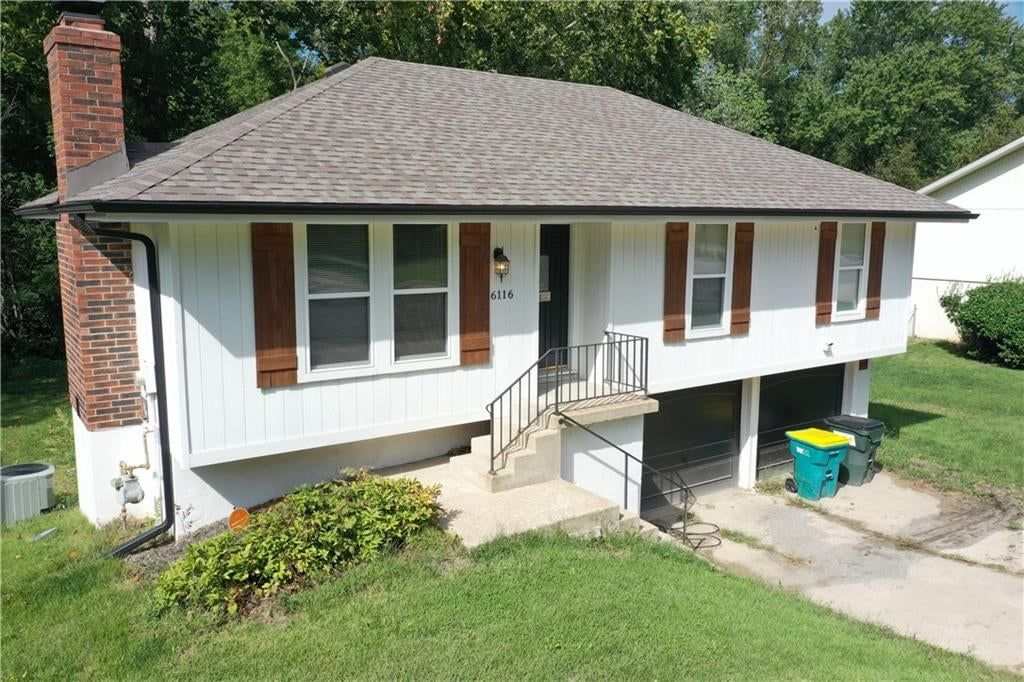 6116 N Broadway Street — photo 17