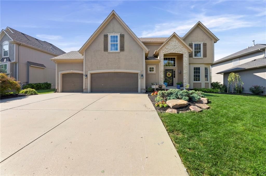 10952 S Barth Road, Olathe, KS 66061