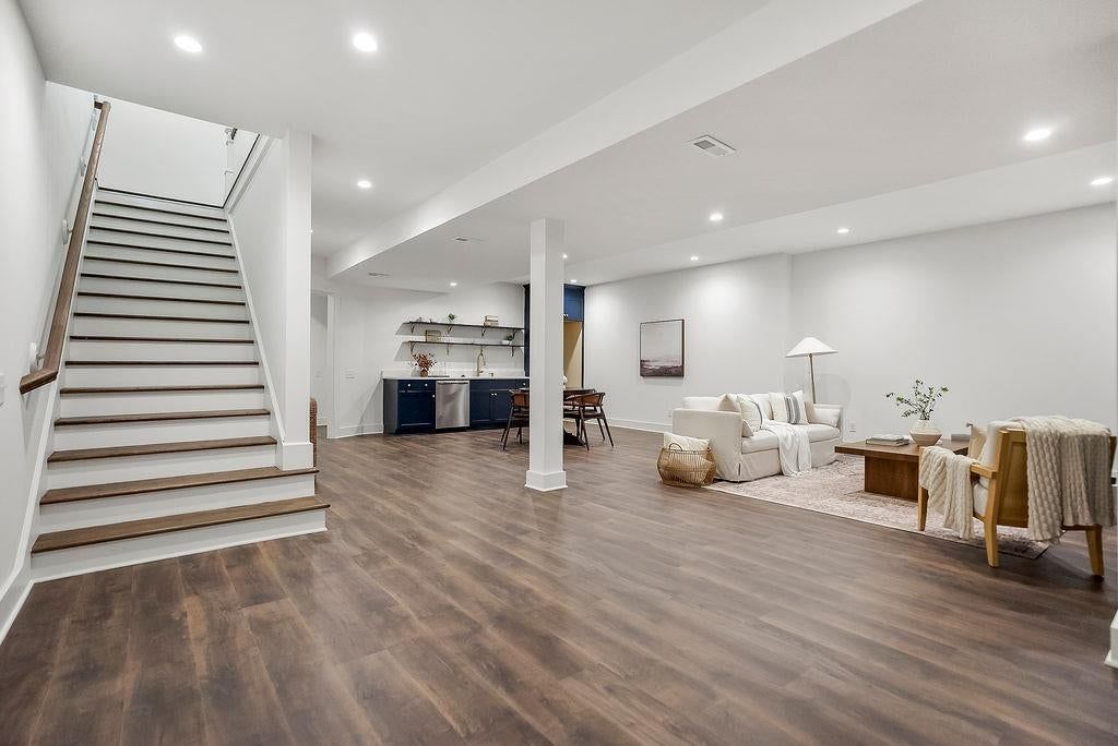 9012 Foster Lane — photo 19