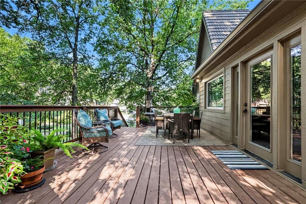 11852 Larsen Street — photo 5