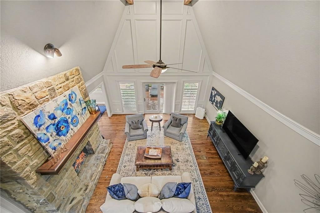 11852 Larsen Street — photo 10