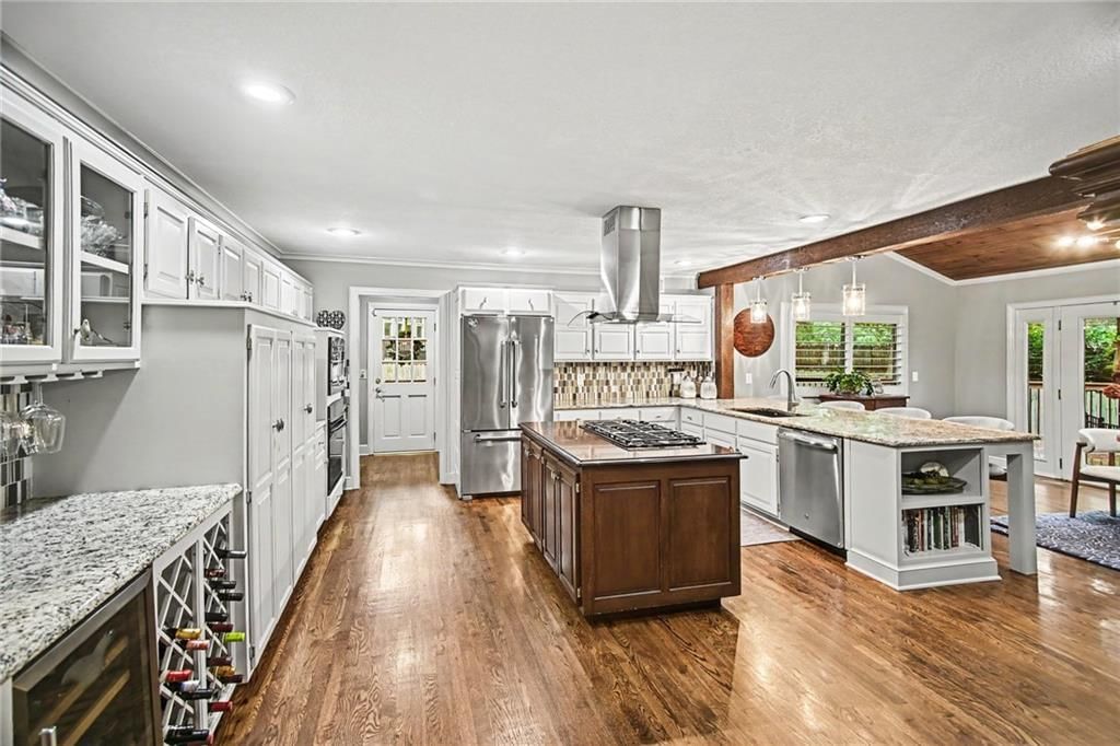 11852 Larsen Street — photo 13