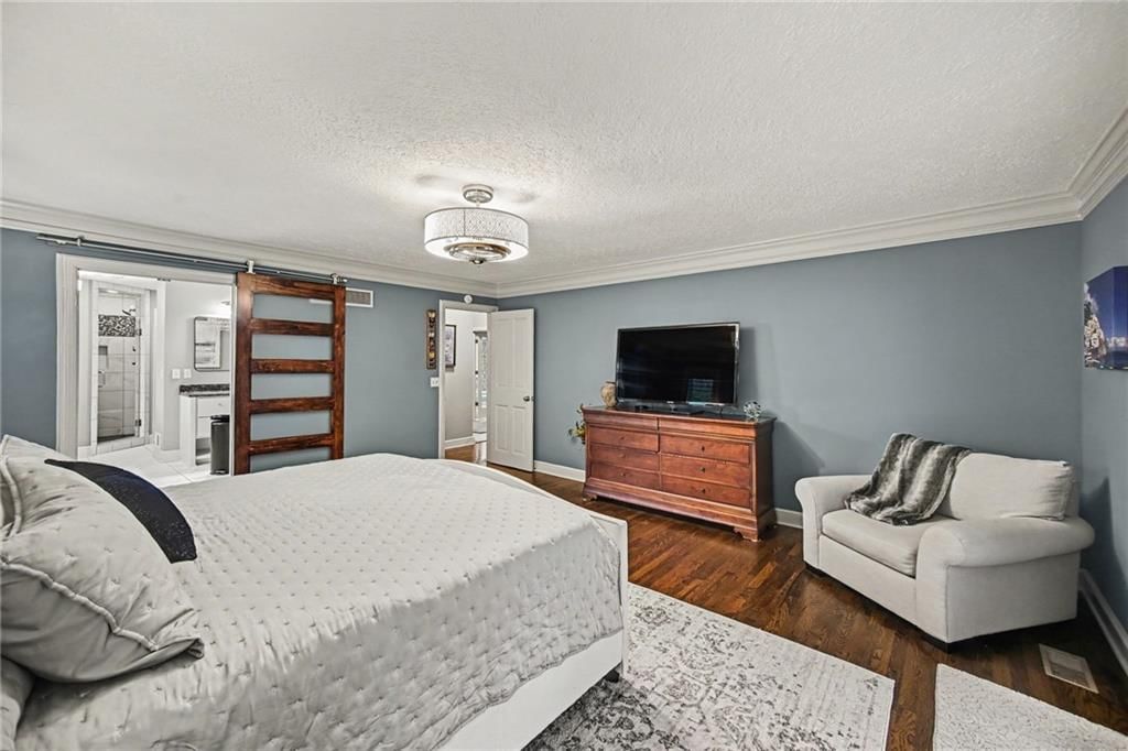 11852 Larsen Street — photo 20