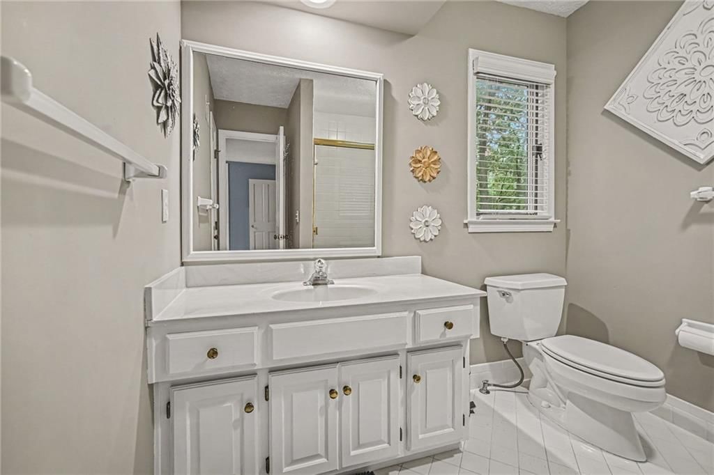 11852 Larsen Street — photo 32
