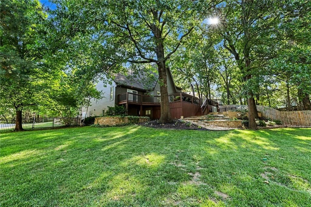 11852 Larsen Street — photo 50