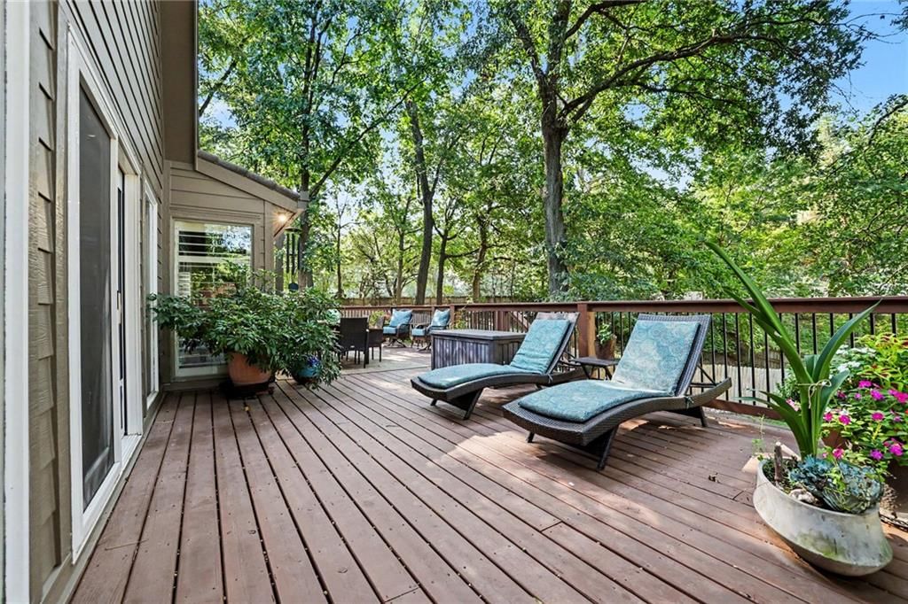 11852 Larsen Street — photo 52