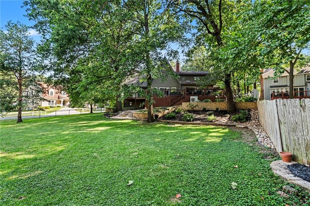 11852 Larsen Street — photo 55