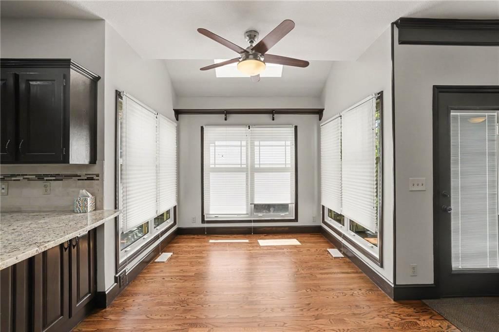 Breakfast nook at 9913 W 125th Terrace, Overland Park, KS 66213