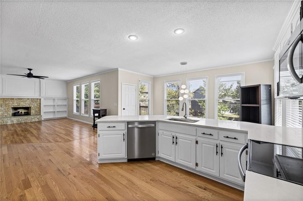 13001 Slater Street — photo 10