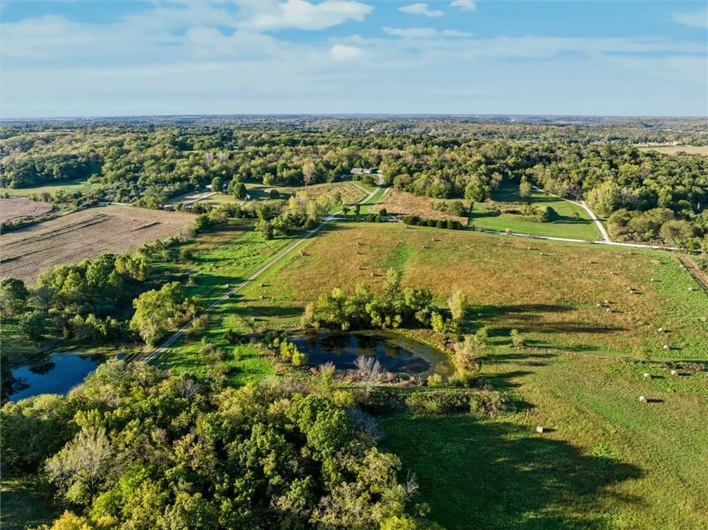 25073 Hemphill Road, Lawrence, KS: listing photo 3