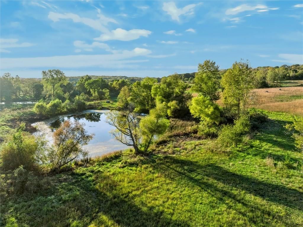 Photo 36 of 36 - 25073 Hemphill Road