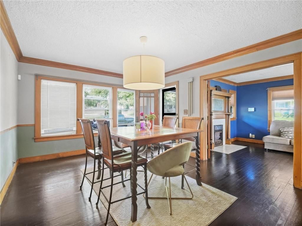 Photo 10 of 35 - 320 N River Boulevard, Independence, MO 64050