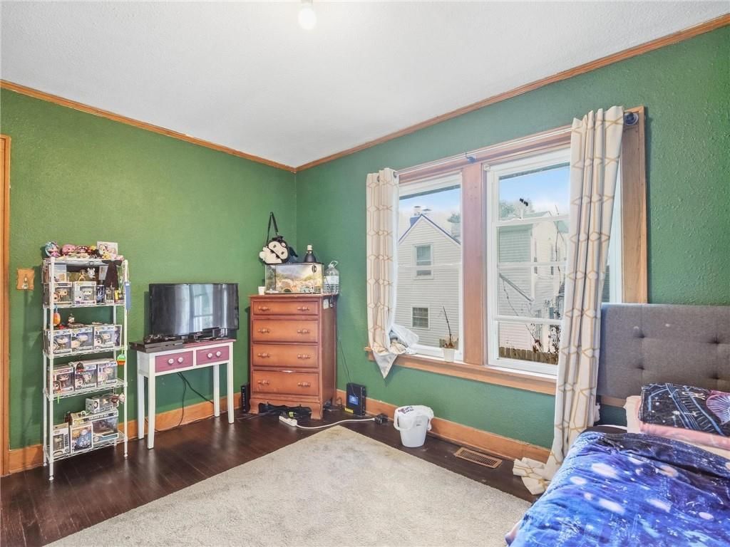 Photo 17 of 35 - 320 N River Boulevard, Independence, MO 64050
