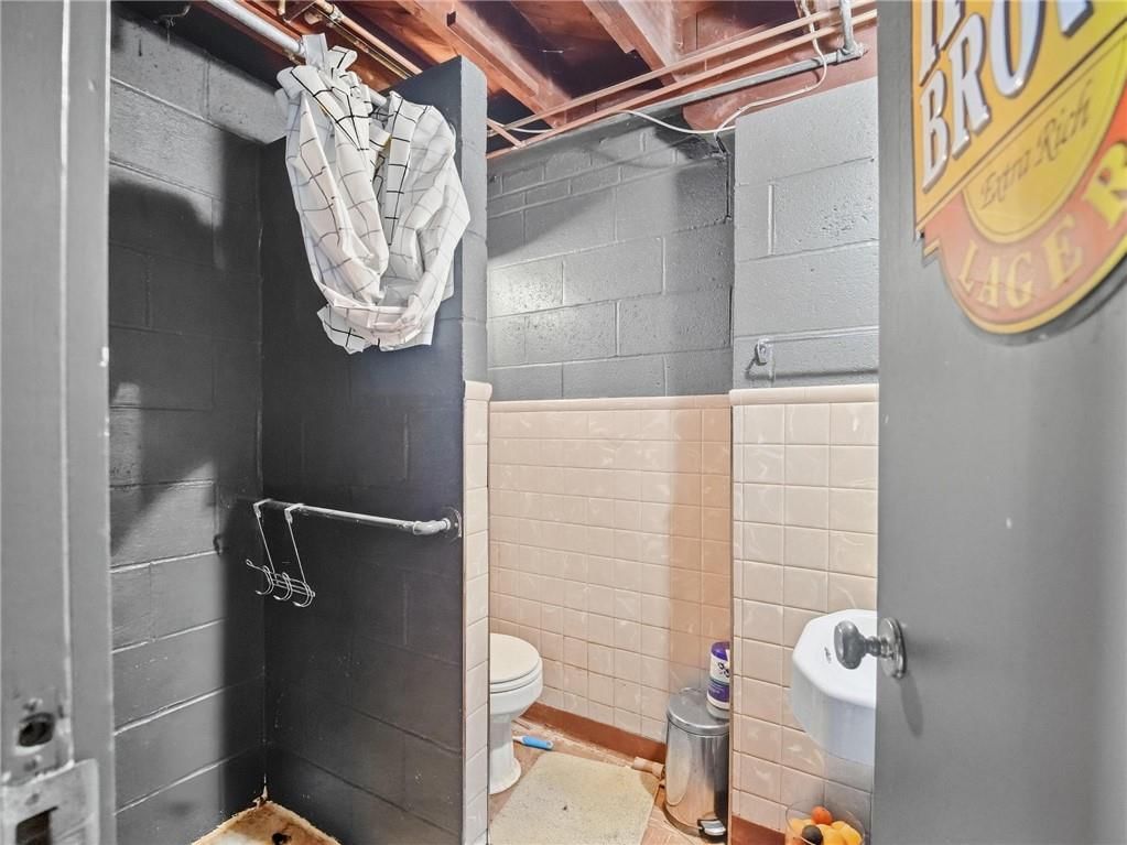 Photo 33 of 35 - 320 N River Boulevard, Independence, MO 64050