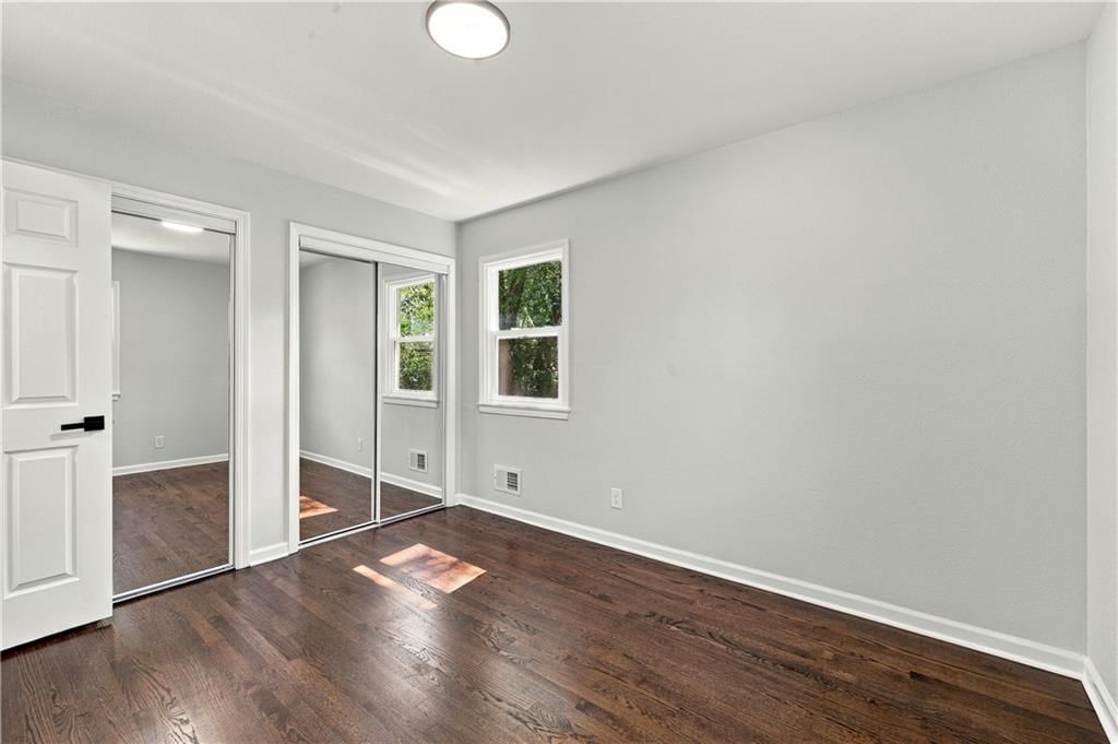 Photo 23 of 49 - 9509 E 79th Street, Raytown, MO 64138