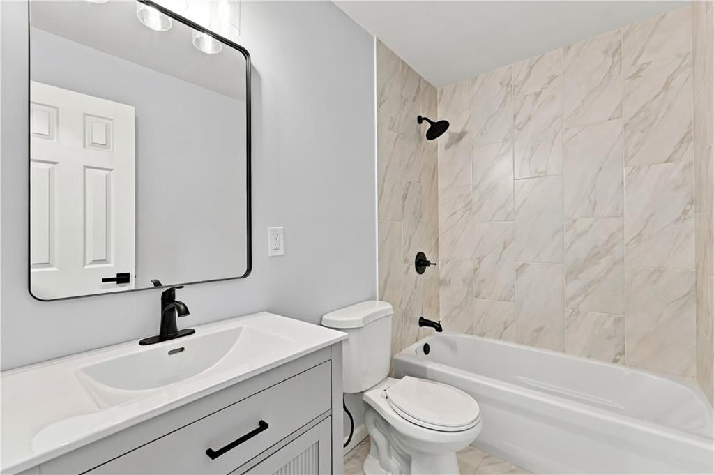 Photo 24 of 49 - 9509 E 79th Street, Raytown, MO 64138