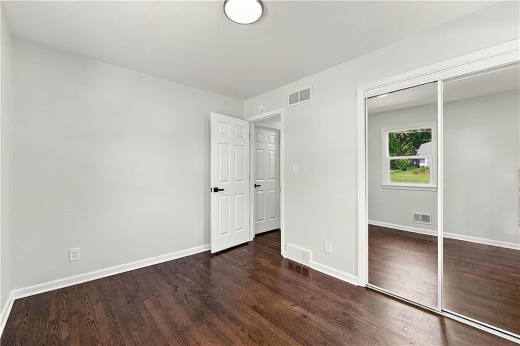 Photo 26 of 49 - 9509 E 79th Street, Raytown, MO 64138
