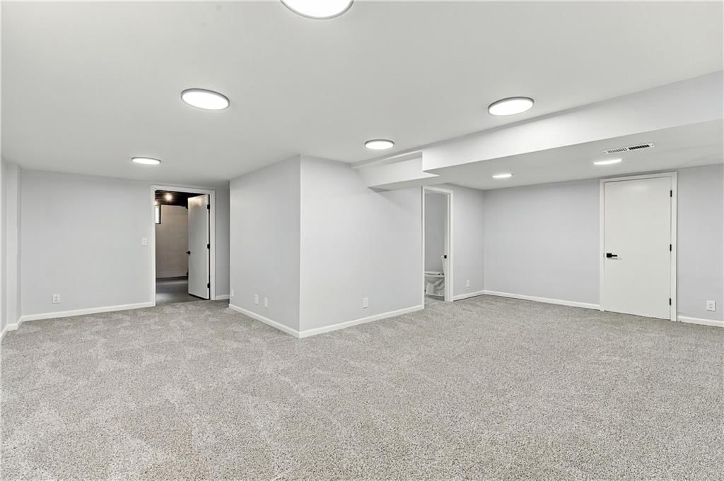 Photo 30 of 49 - 9509 E 79th Street, Raytown, MO 64138