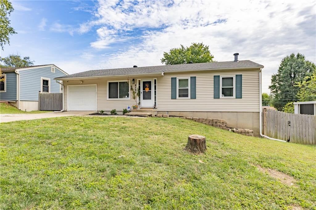 8323 Orient Drive — photo 7