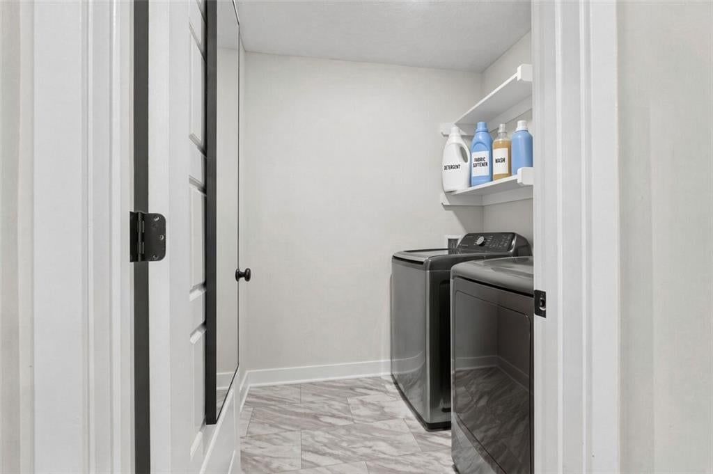 8765 SW Brickell Drive — photo 20