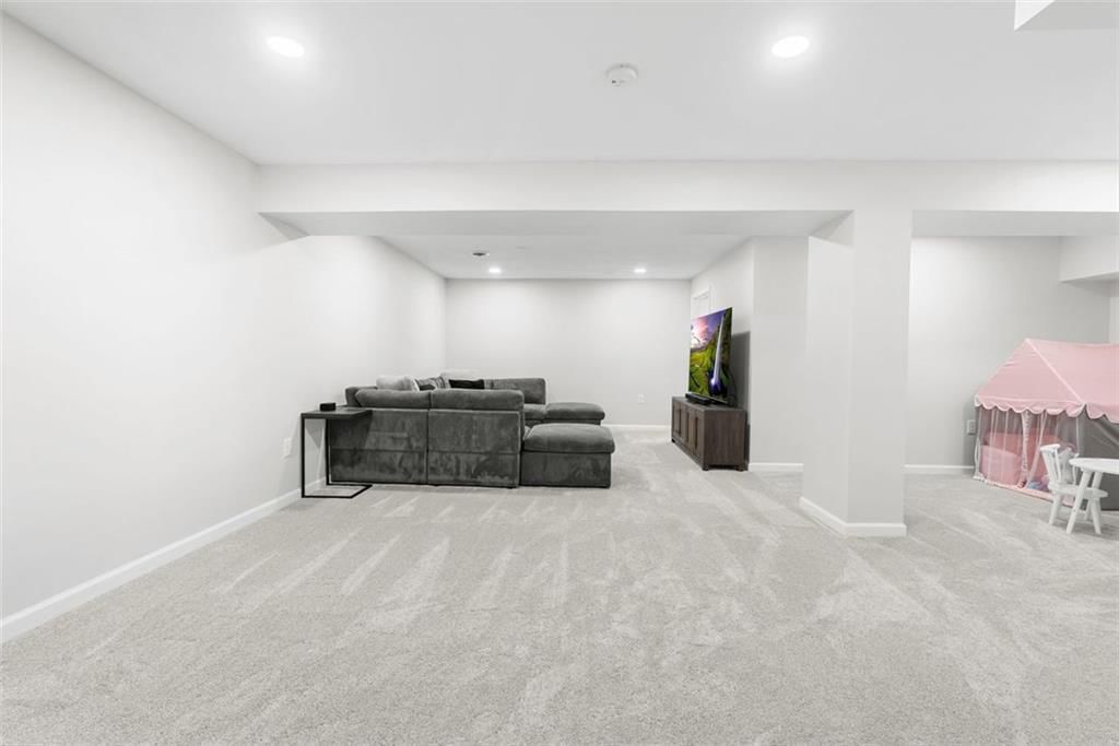 8765 SW Brickell Drive — photo 25