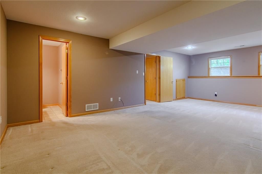 1116 Adams Circle — photo 30