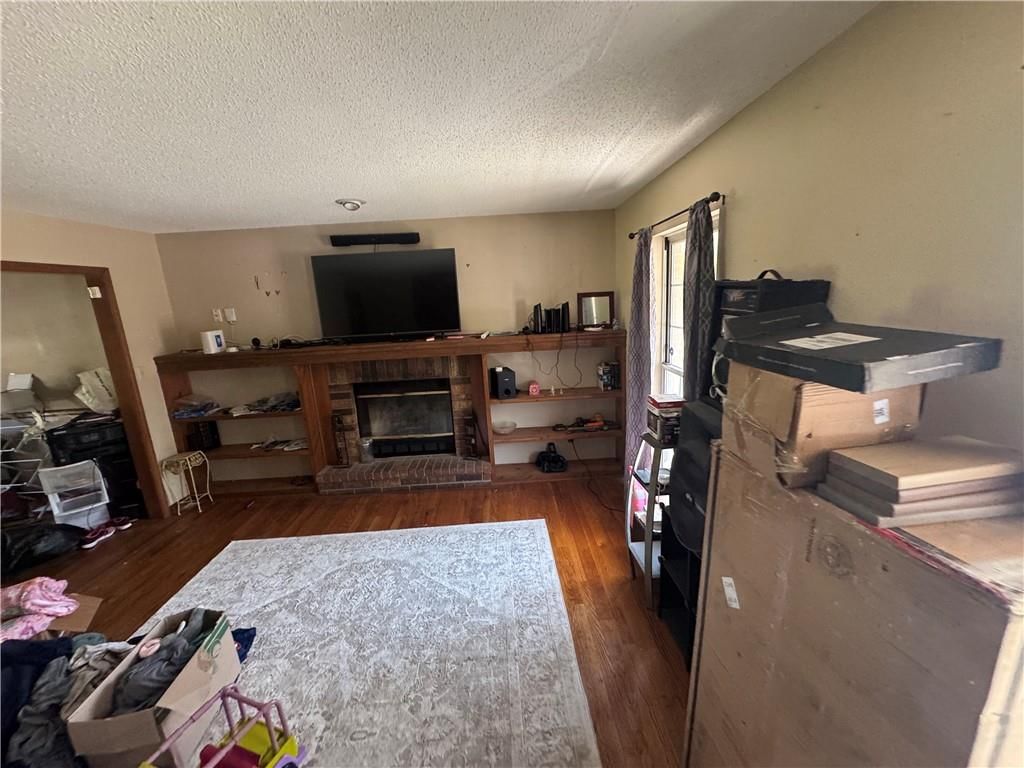 1820 Evergreen Street — photo 10