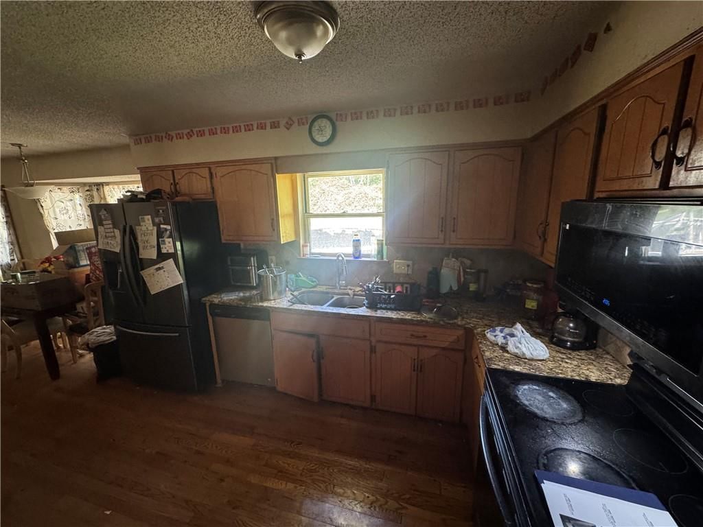 1820 Evergreen Street — photo 12