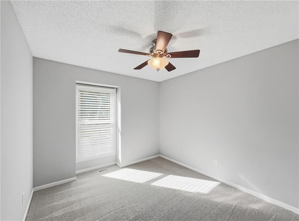6901 N Lydia Avenue — photo 22