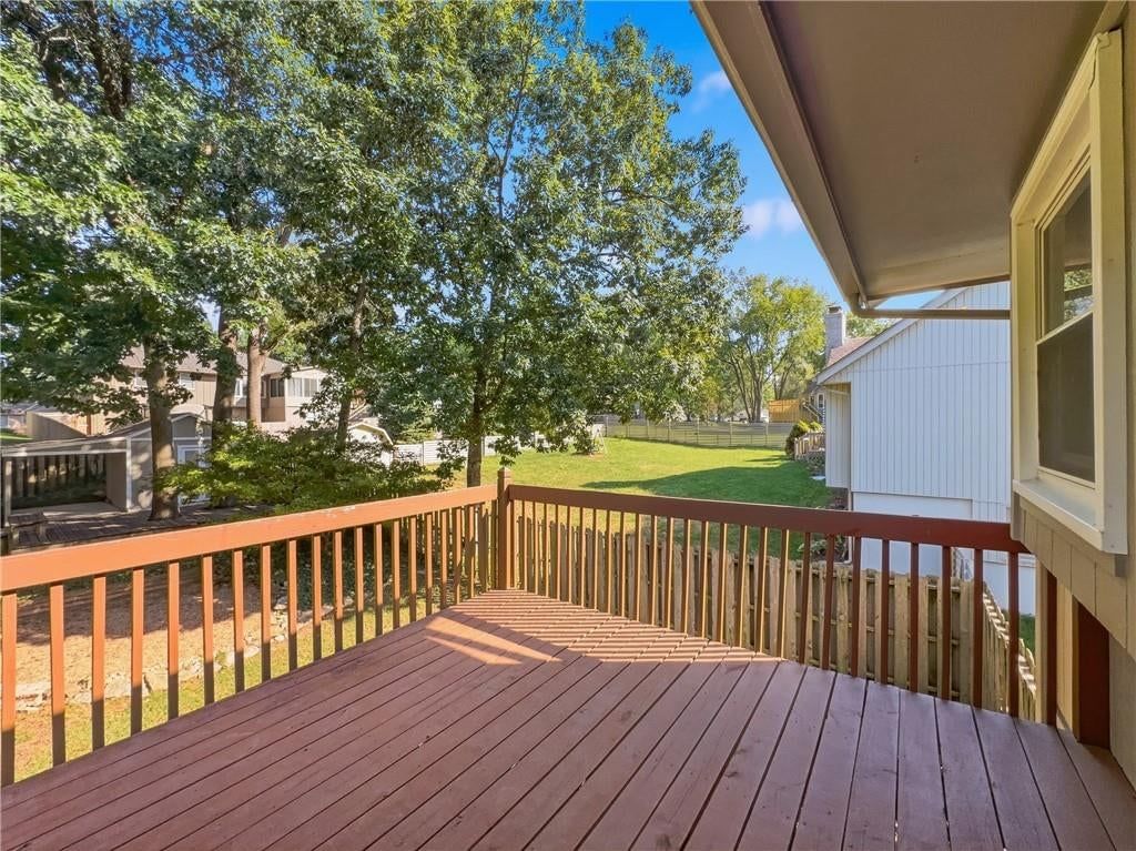 6901 N Lydia Avenue — photo 30
