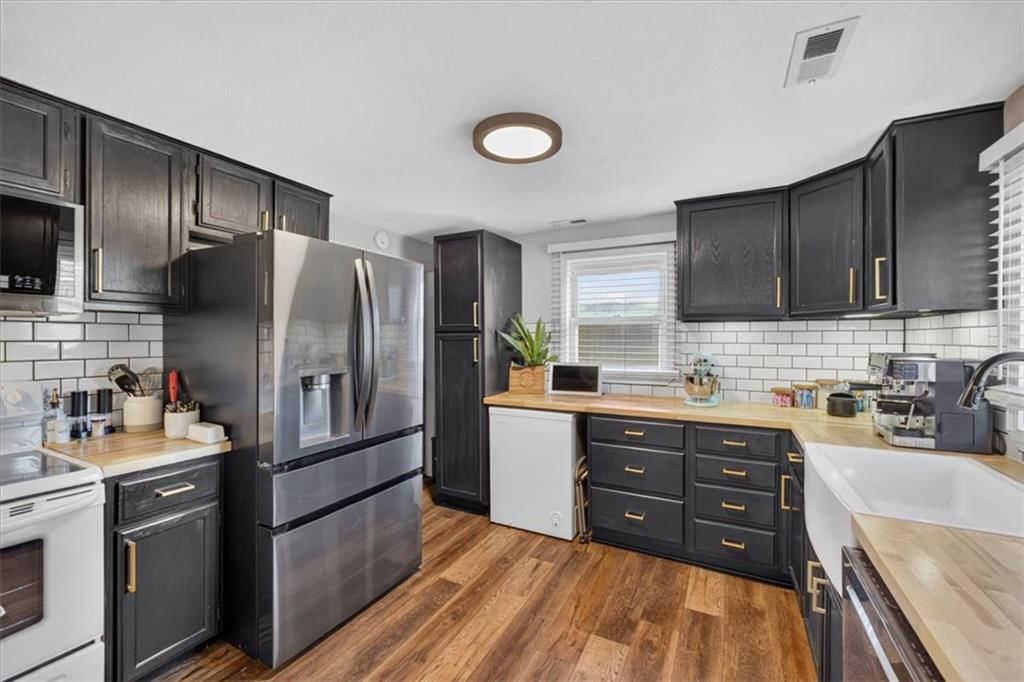 508 S Elm Street — photo 16