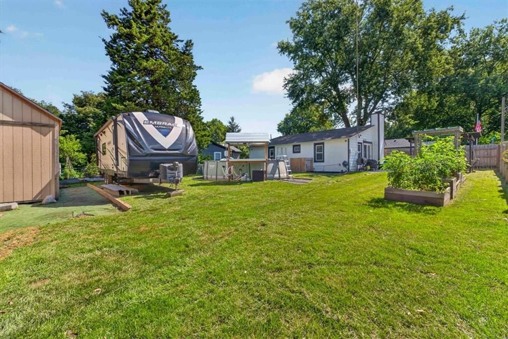 508 S Elm Street — photo 27