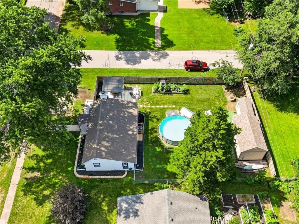 508 S Elm Street — photo 32