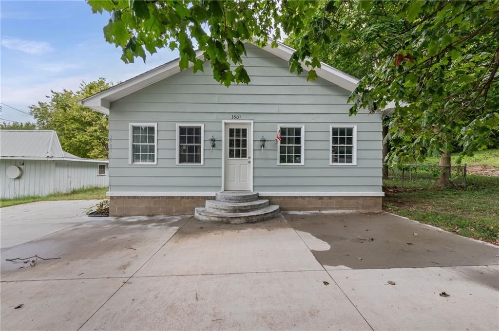 3901 S 22nd Street — photo 1