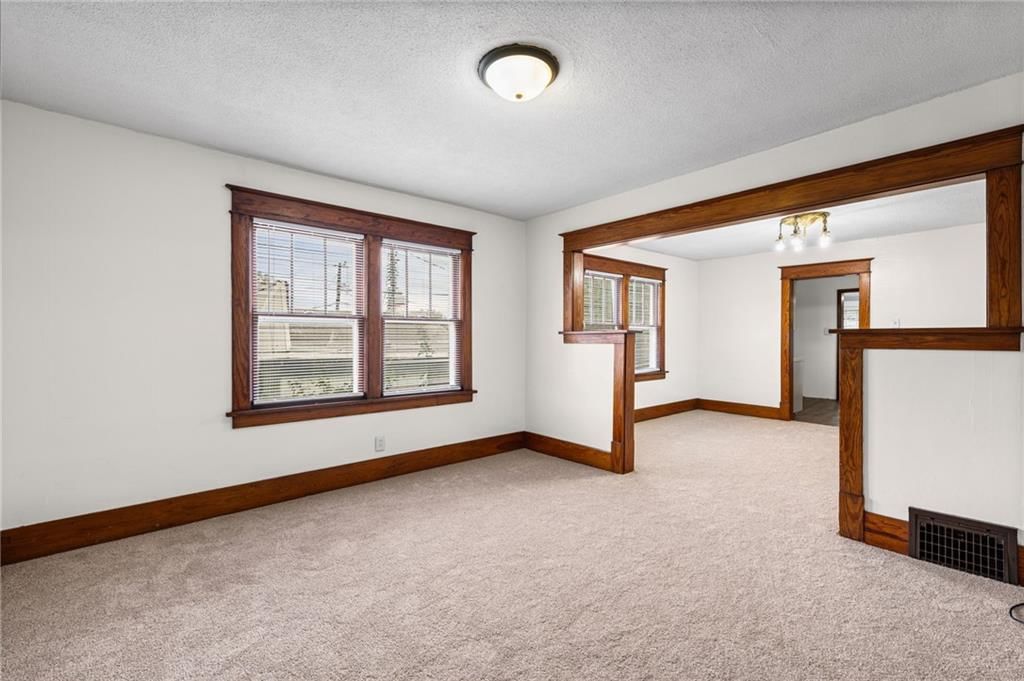 3901 S 22nd Street — photo 5
