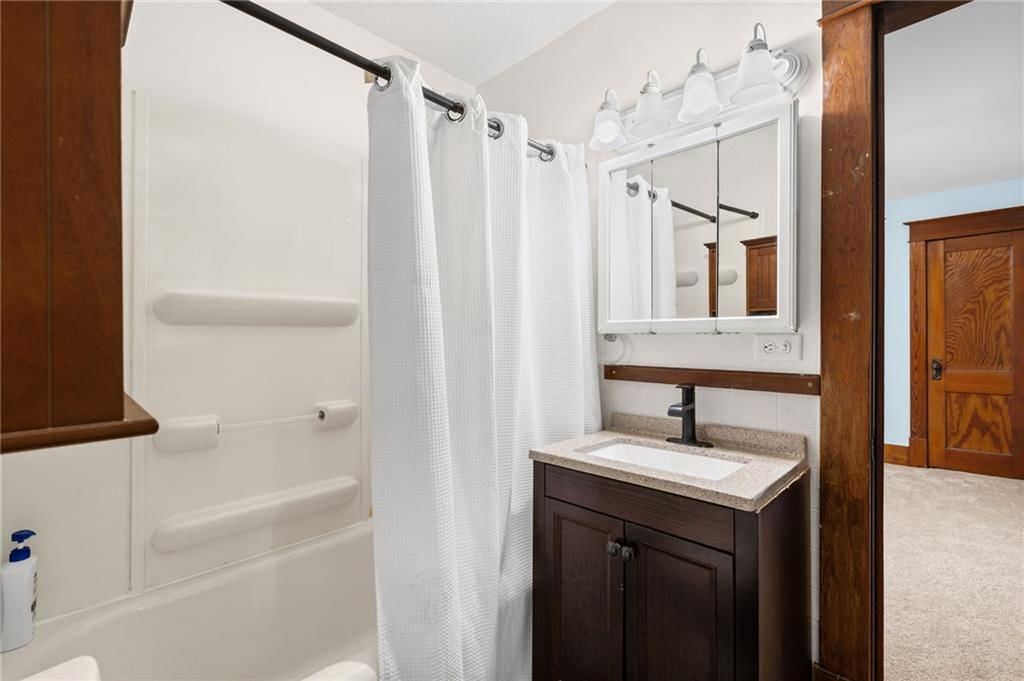 3901 S 22nd Street — photo 17