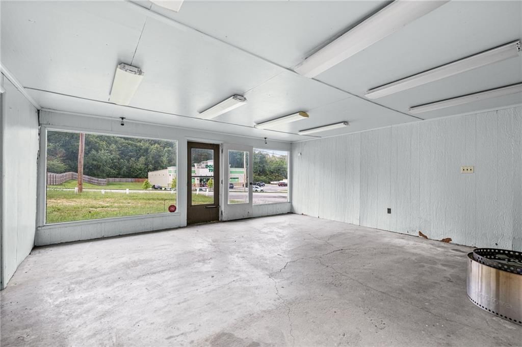 3901 S 22nd Street — photo 32
