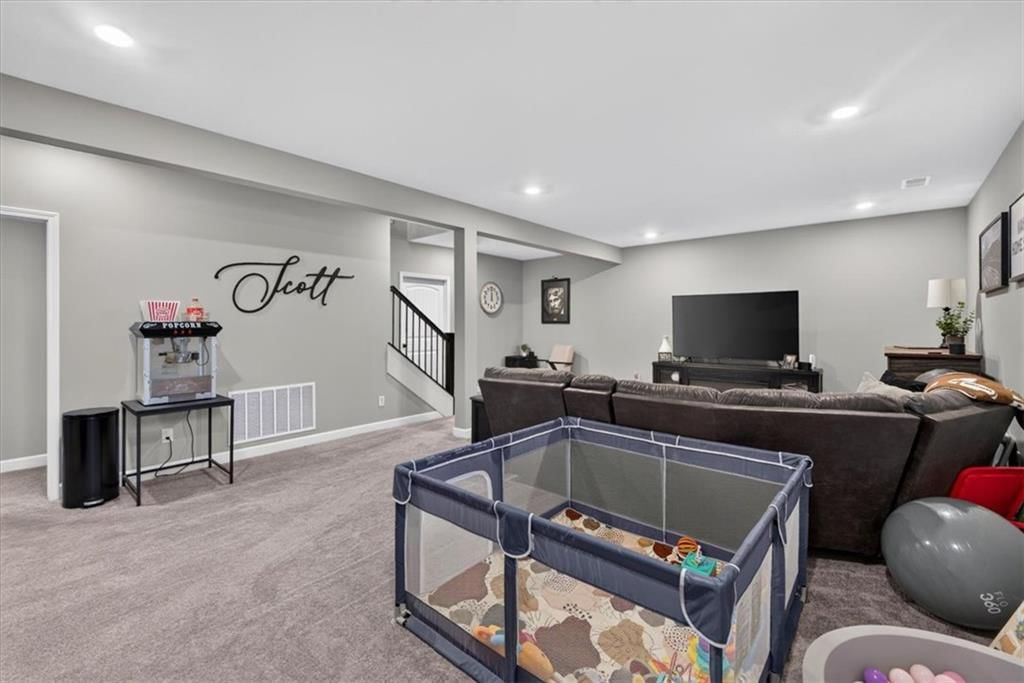 Finished basement at 504 Bentwater Drive, Raymore, MO 64083