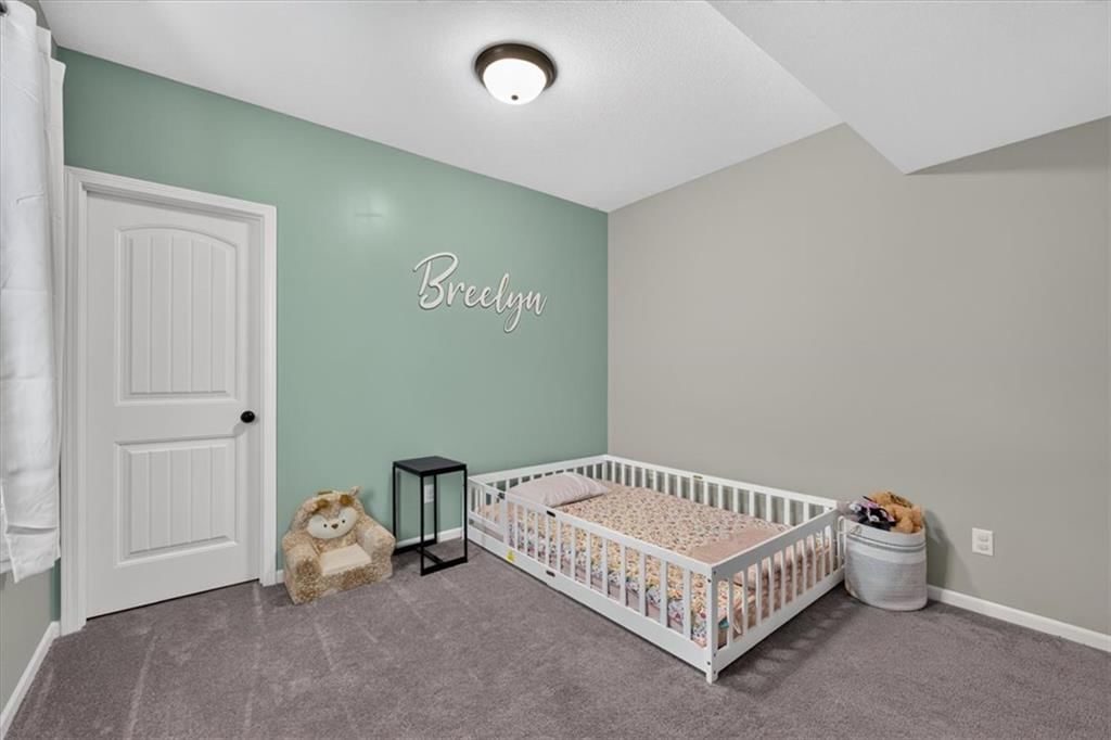 Photo 40 of 53 - 504 Bentwater Drive, Raymore, MO 64083