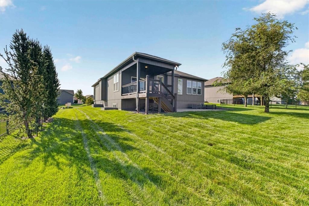 Photo 46 of 53 - 504 Bentwater Drive, Raymore, MO 64083